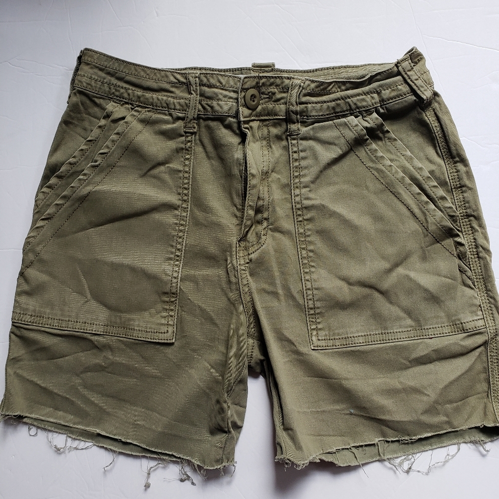Velvet Heart Denim army green cutoff shorts sz 26